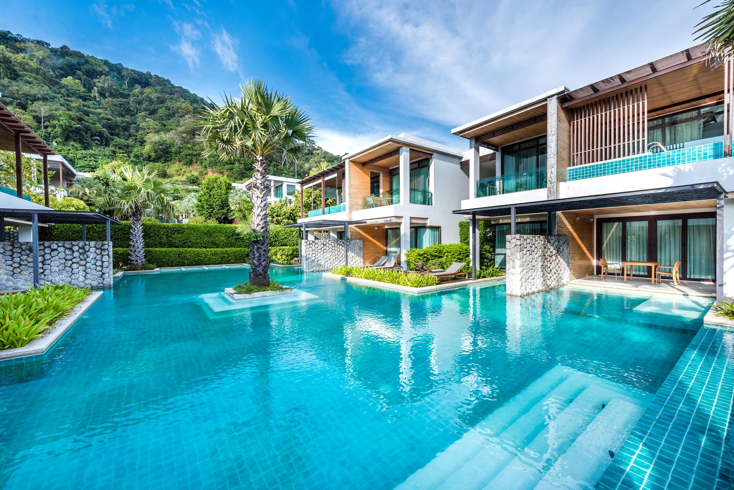 Wyndham Sea Pearl Resort, Phuket Patong Екстериор снимка The Village Koh Samui