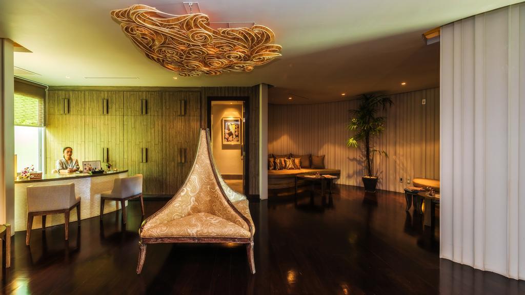 Wyndham Sea Pearl Resort, Phuket Patong Екстериор снимка The Spa at The Ivy Hotel